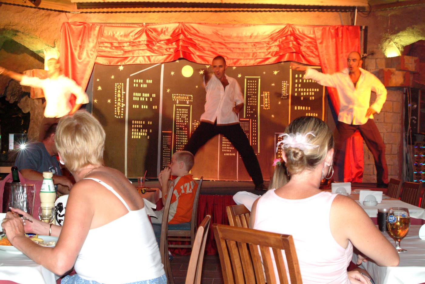 Grand-Aquarium-Apart-Sports-and-Entertainment-57