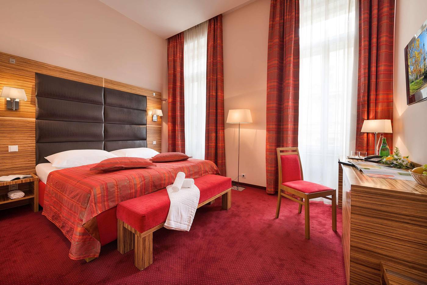 EA-Hotel-Sonata-Room-13