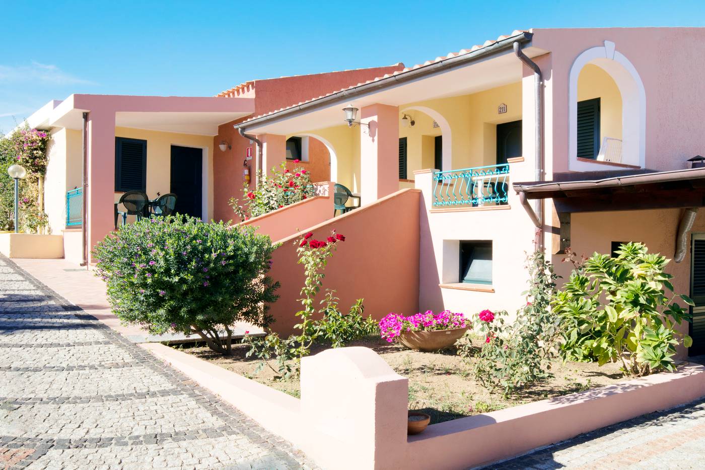 Club-Hotel-Marina-Seada-Beach-Lobby-4