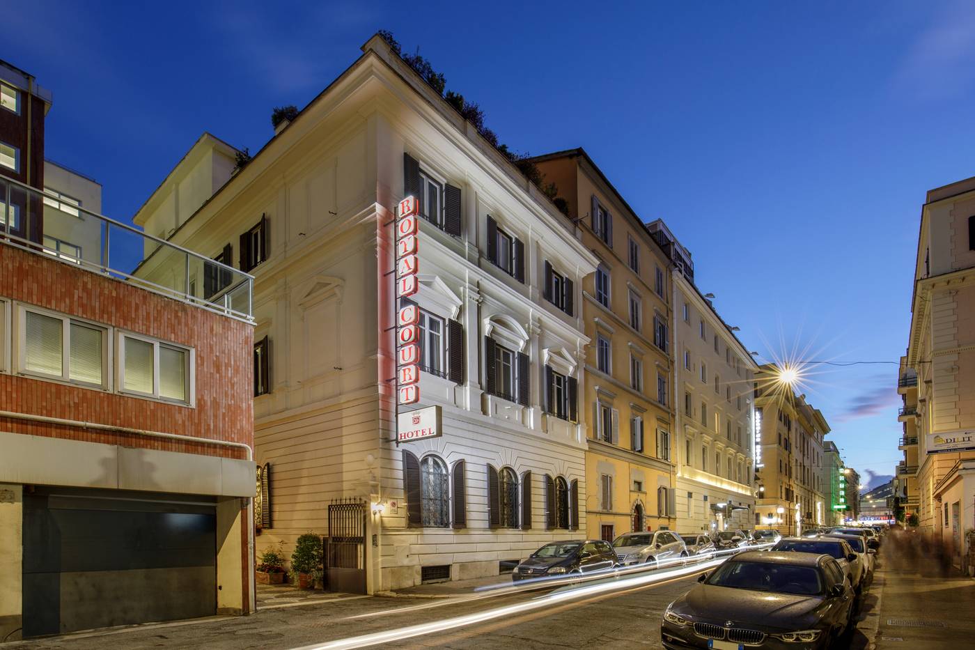 Royal-Court-General-view-4