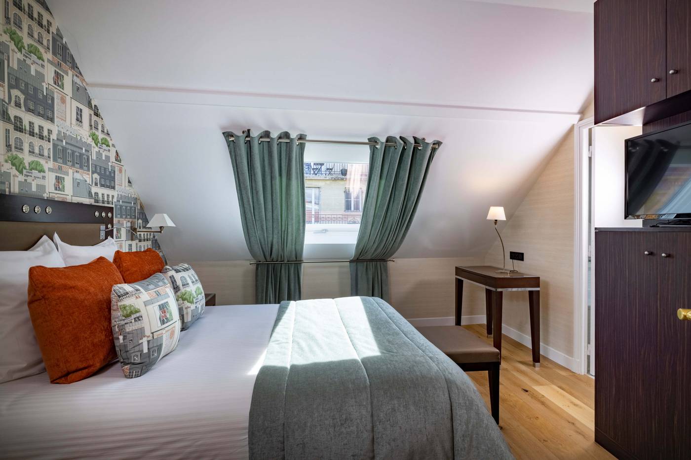 Hotel-Le-46-Room-8