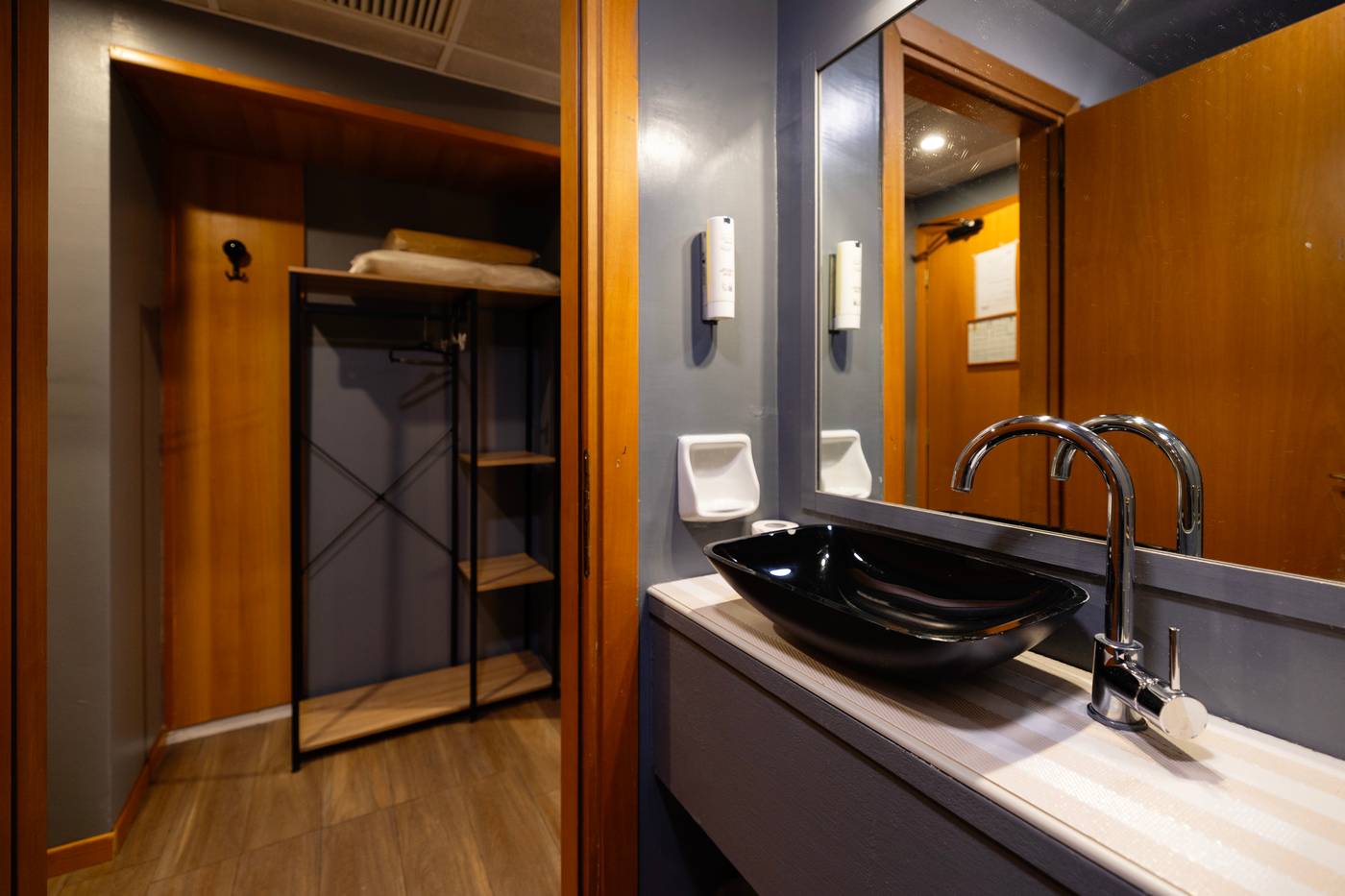 Scheppers-Hotel-Room-52