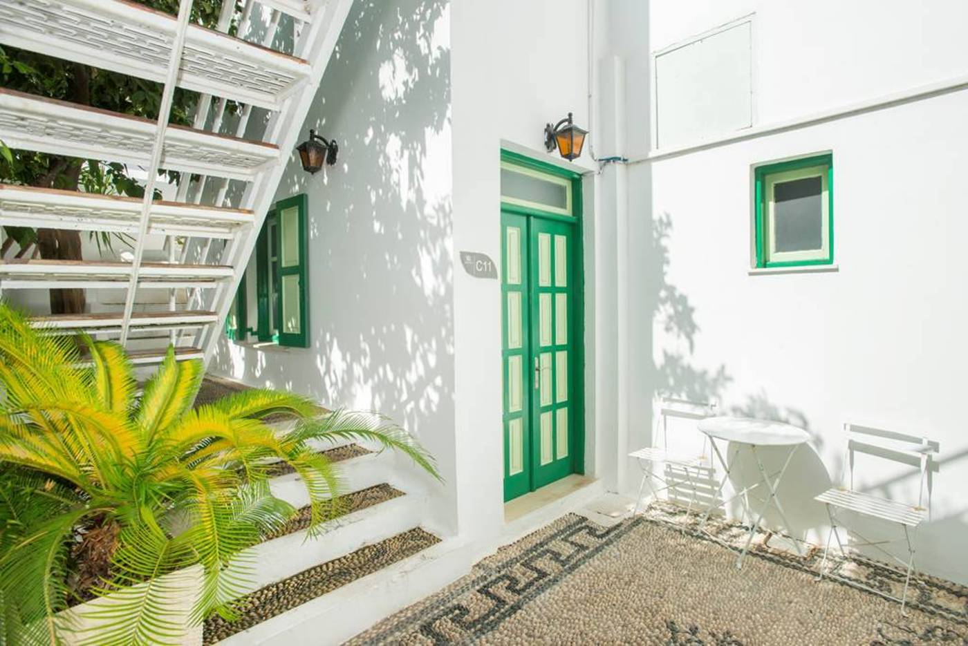 Xenones-Lindos-Terrace-8