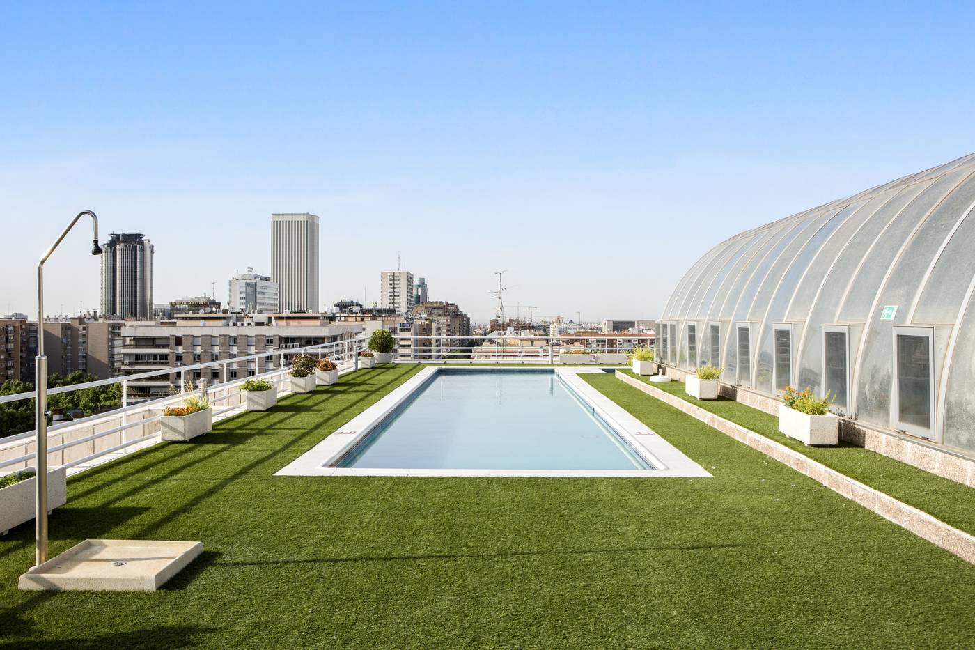 Aptos-Eurobuilding-2-Pool-46