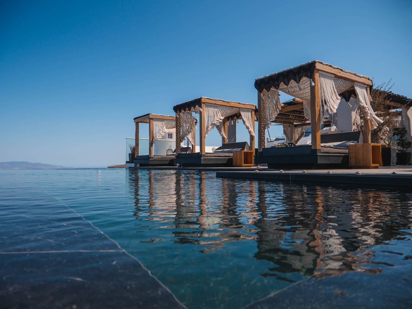 Galaxy-Suites-Pool-2