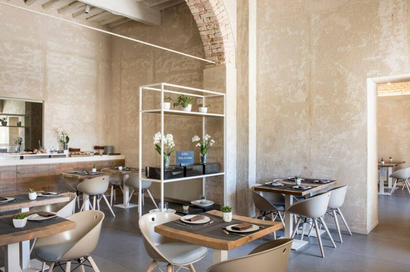 Hotel & Resort Le Colombare-Italy-FOLIGNO-Restaurant-8