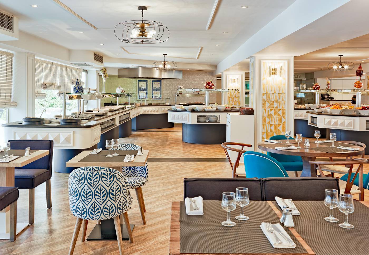 H10-Delfin---Adults-Only-Restaurant-31