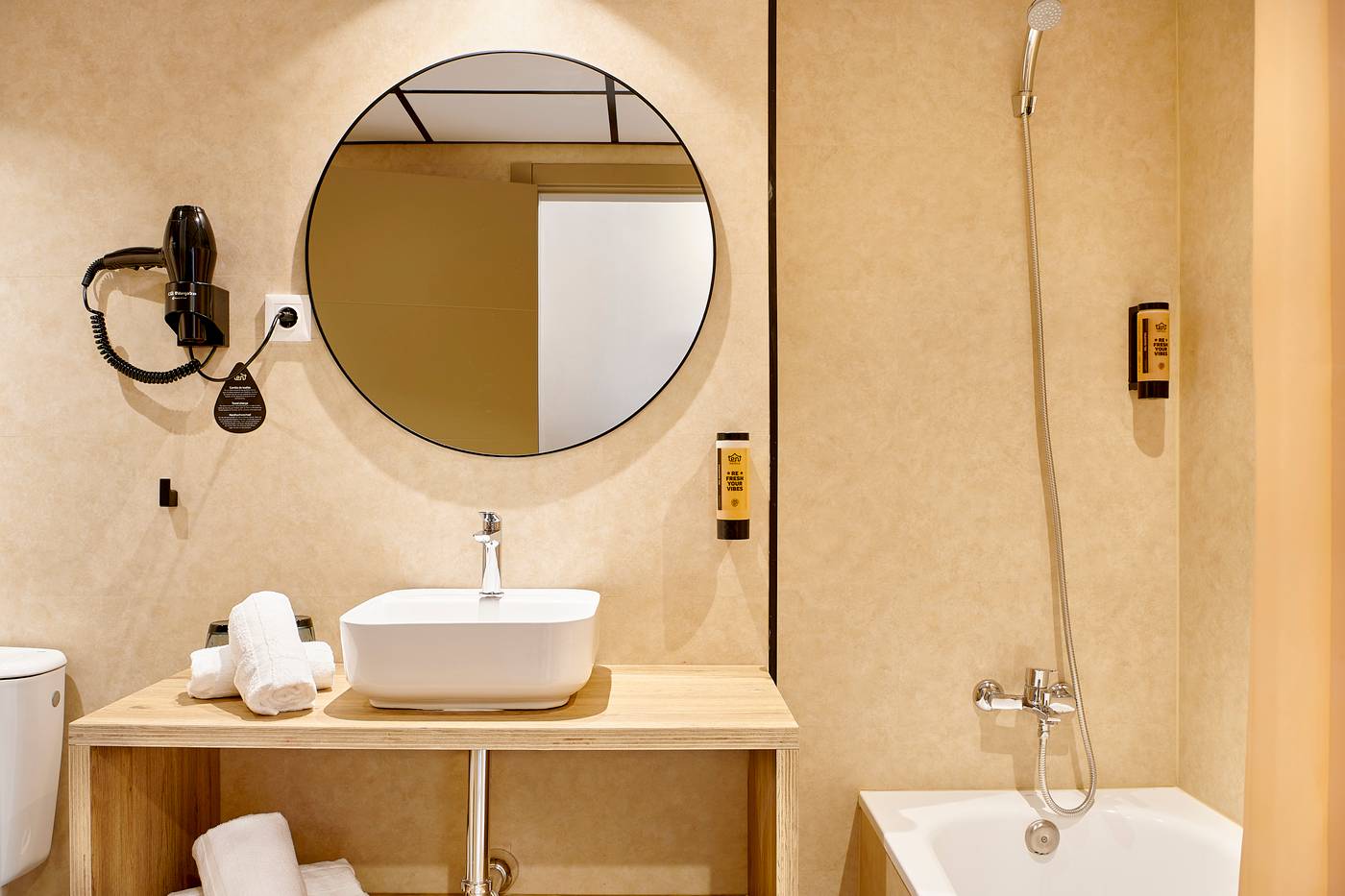 tent-Torremolinos-Room-23