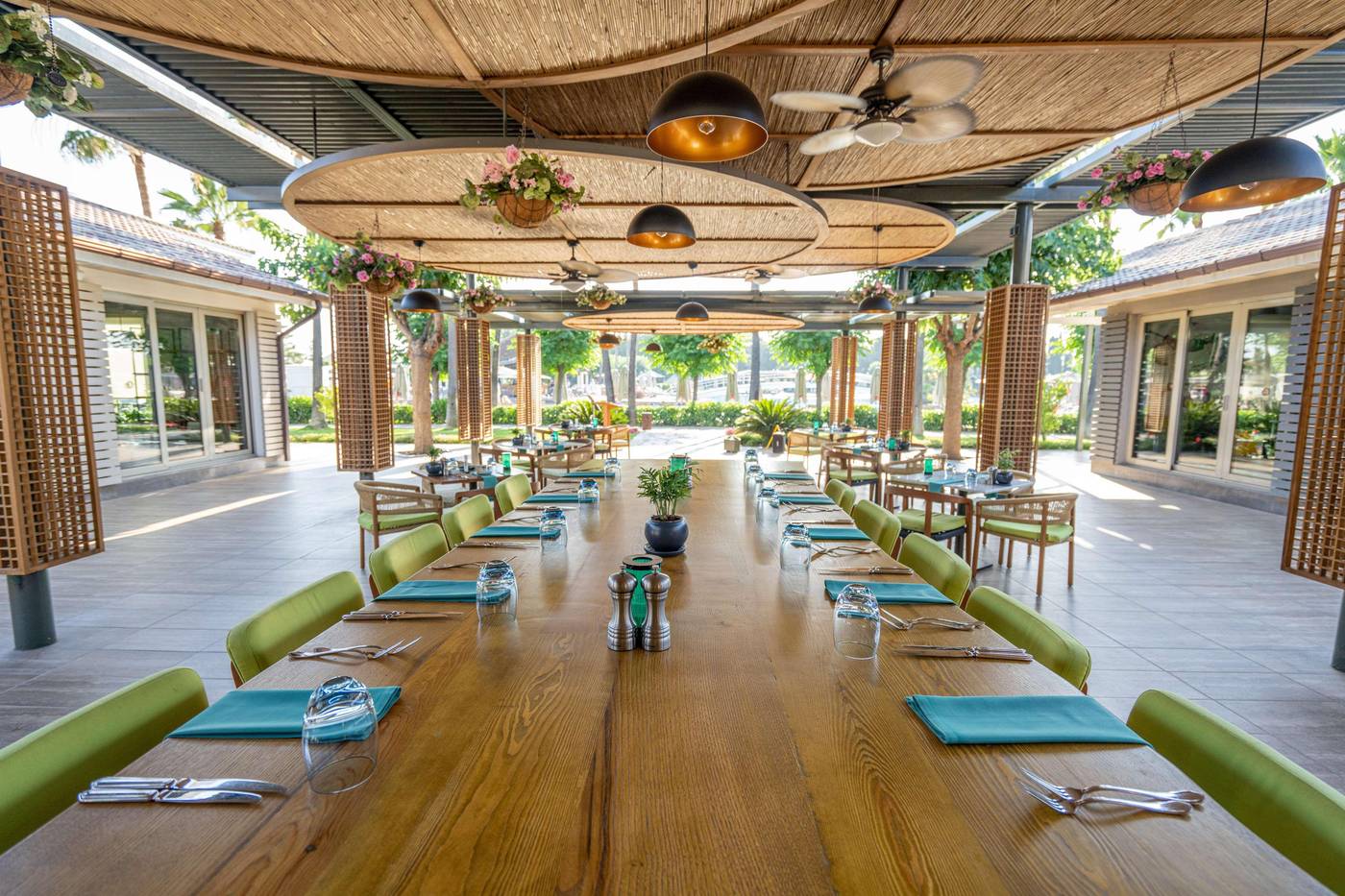 Lara-Barut-Collection-Restaurant-62