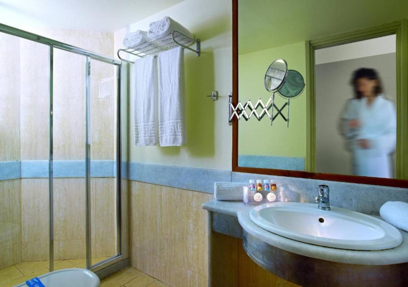 Elotis-Suites-Room-50