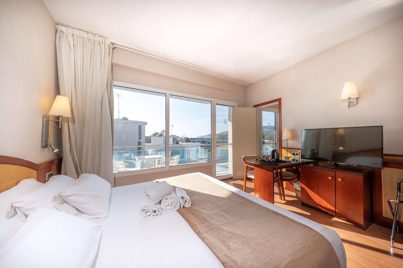 Best-Western-Hotel-Mediterraneo-Room-13