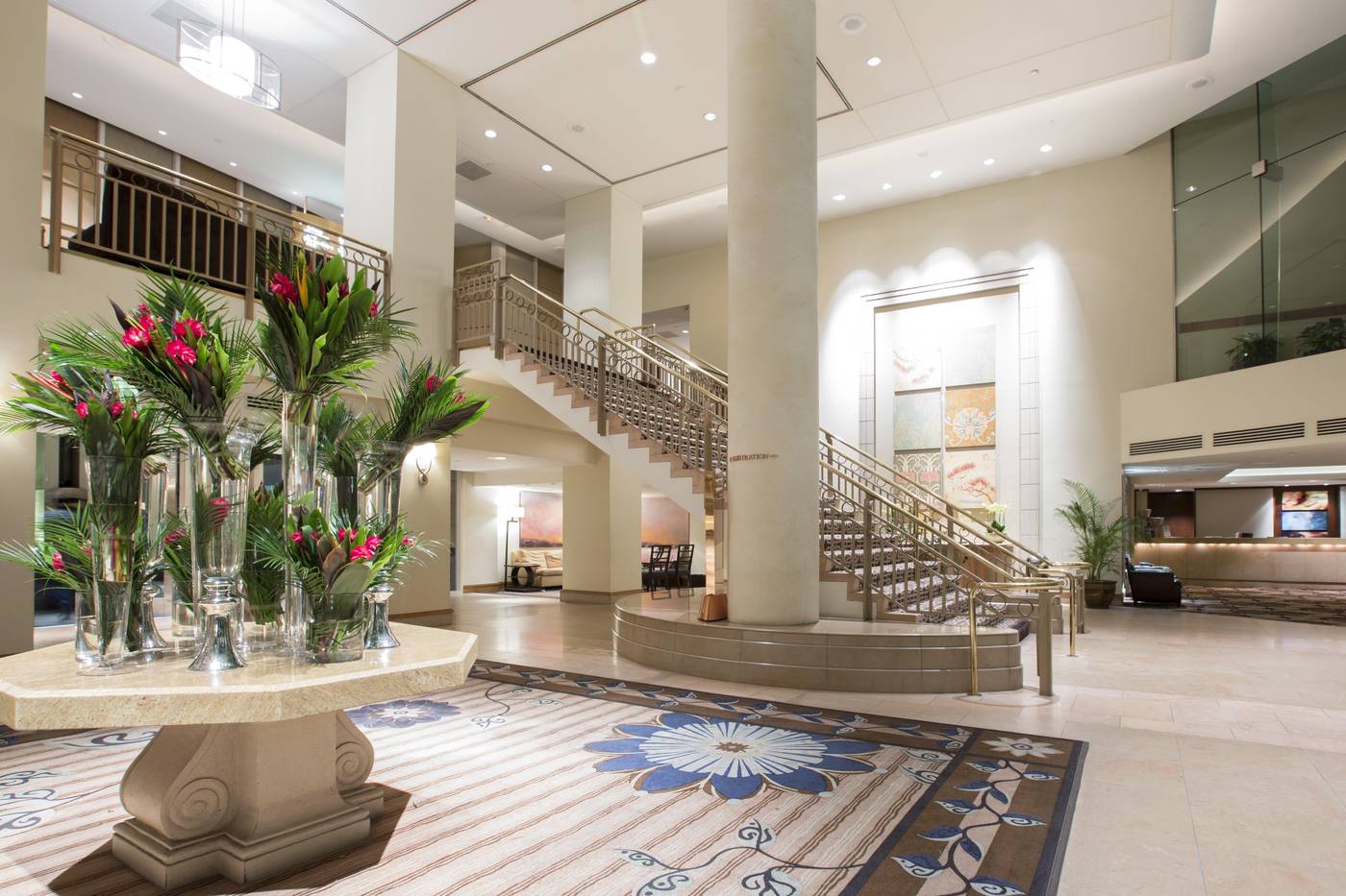 Omni-Los-Angeles-Hotel-at-California-Plaza-Lobby-4