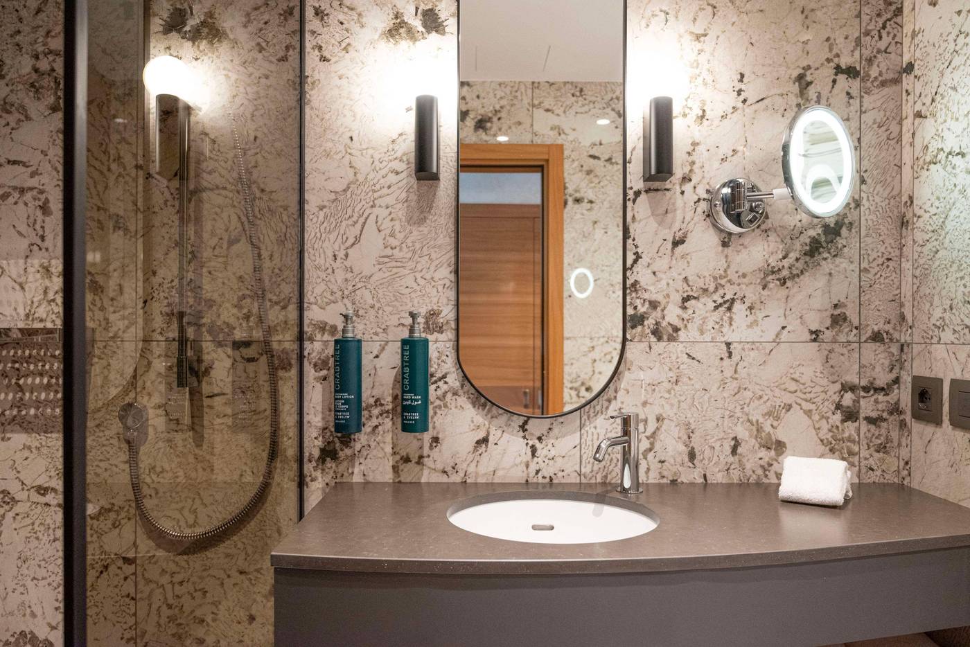 Hilton-Milan-Room-49