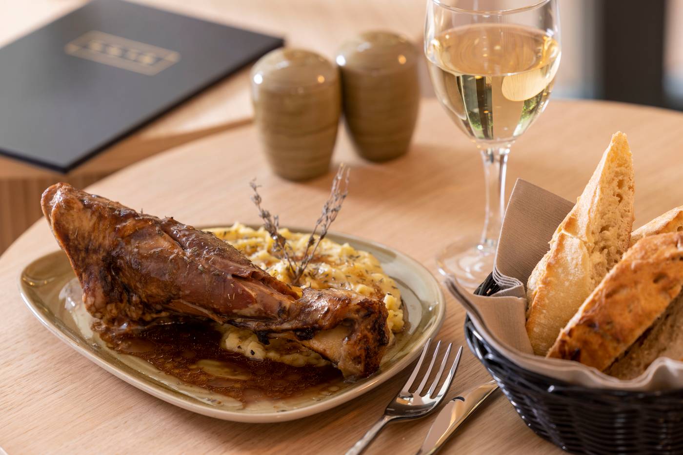 Hotel-ESTE-Restaurant-37