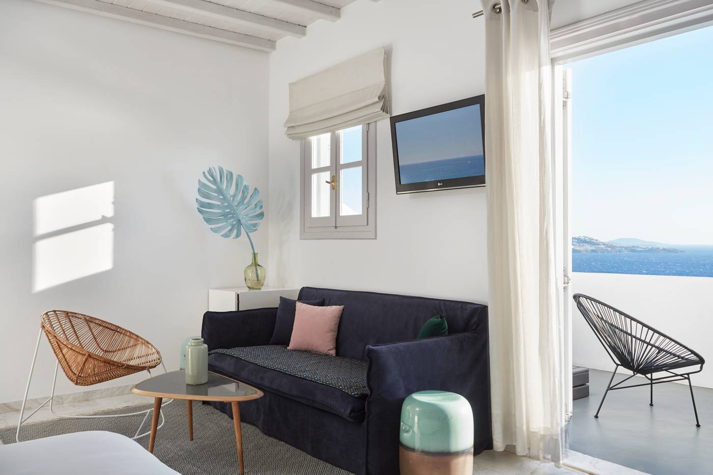 Kouros-Hotel---Suites-Room-29