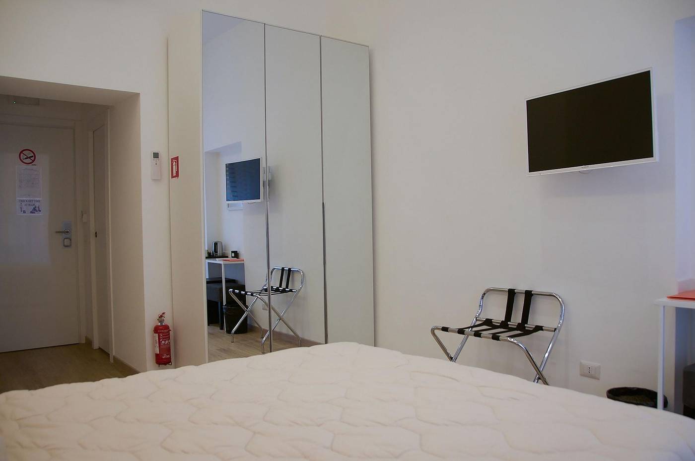 Roma-Vespahouse-Room-30