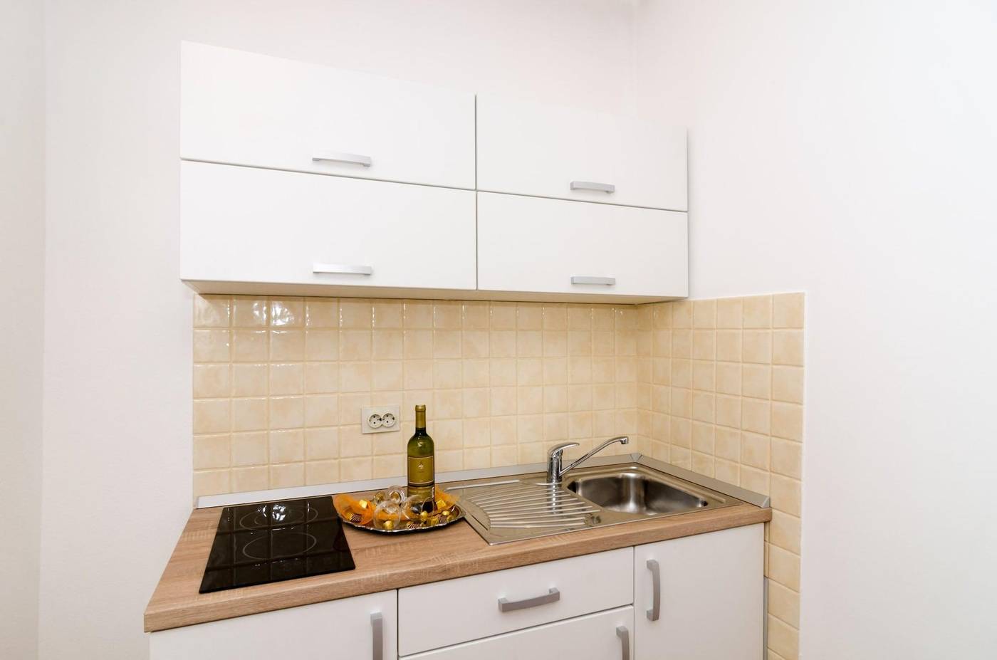 Apartments-Raic-Room-25