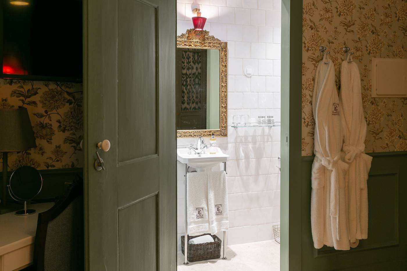 Rosegarden-House-by-Unlock-Hotels-Room-20