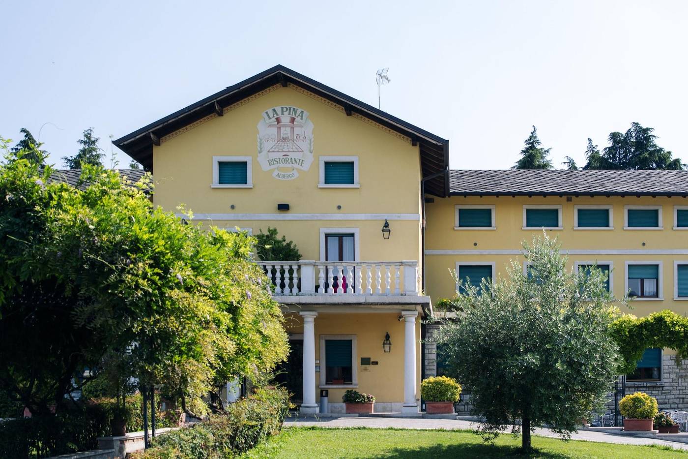 Hotel La Pina-Italy-Rezzato-General view-2