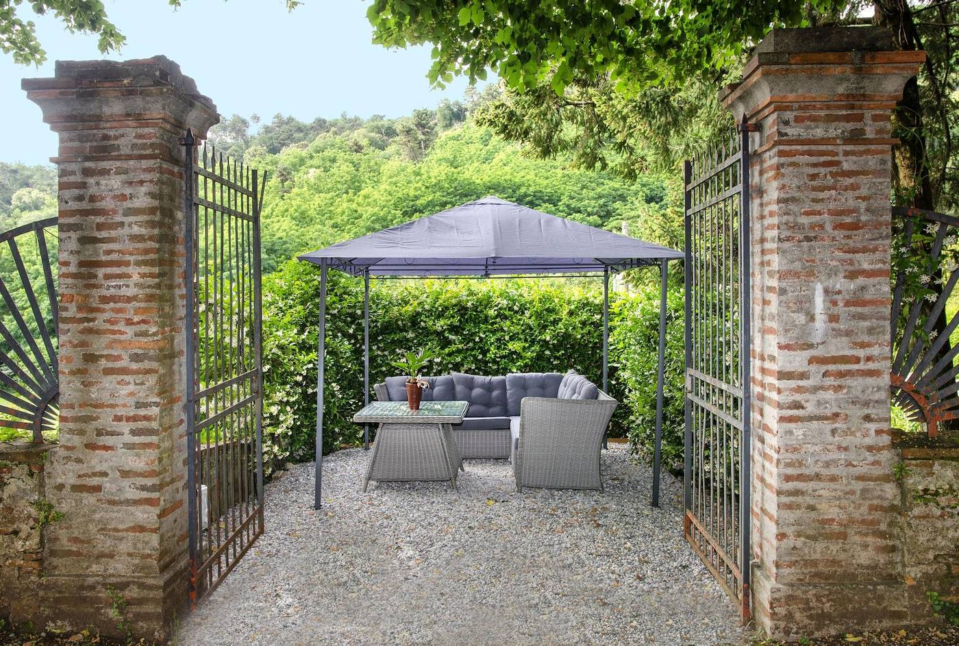 Casa-Diocesana-Di-Lucca-Terrace-4