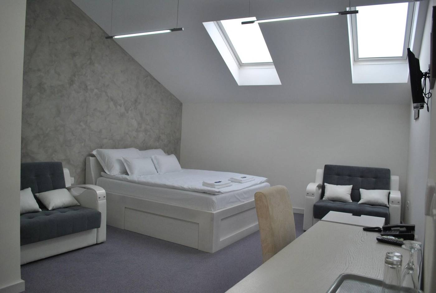 Villa Marija M.L.-Serbia-BELGRADE-Room-4