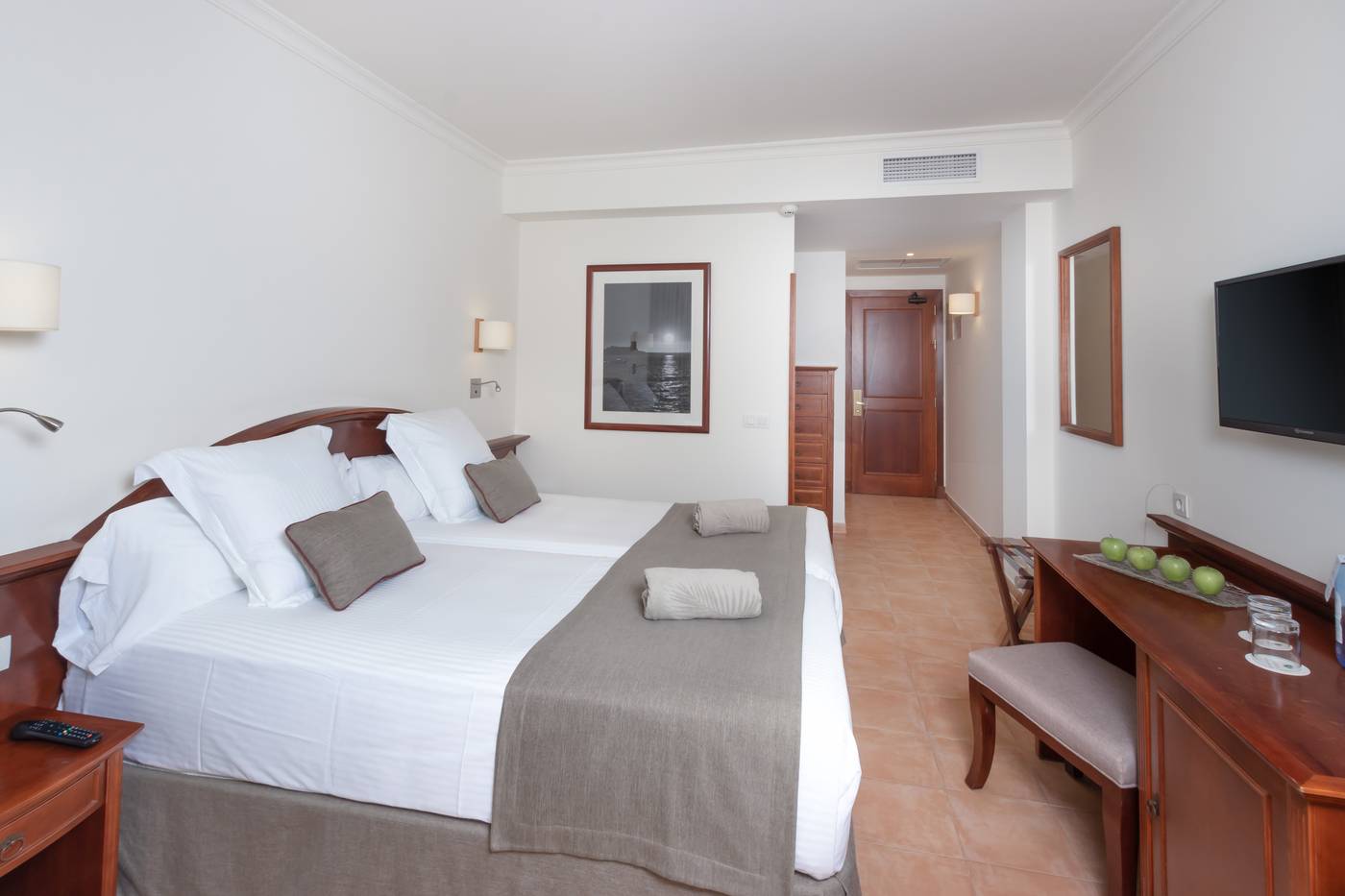 Valentin-Sancti-Petri-Room-30