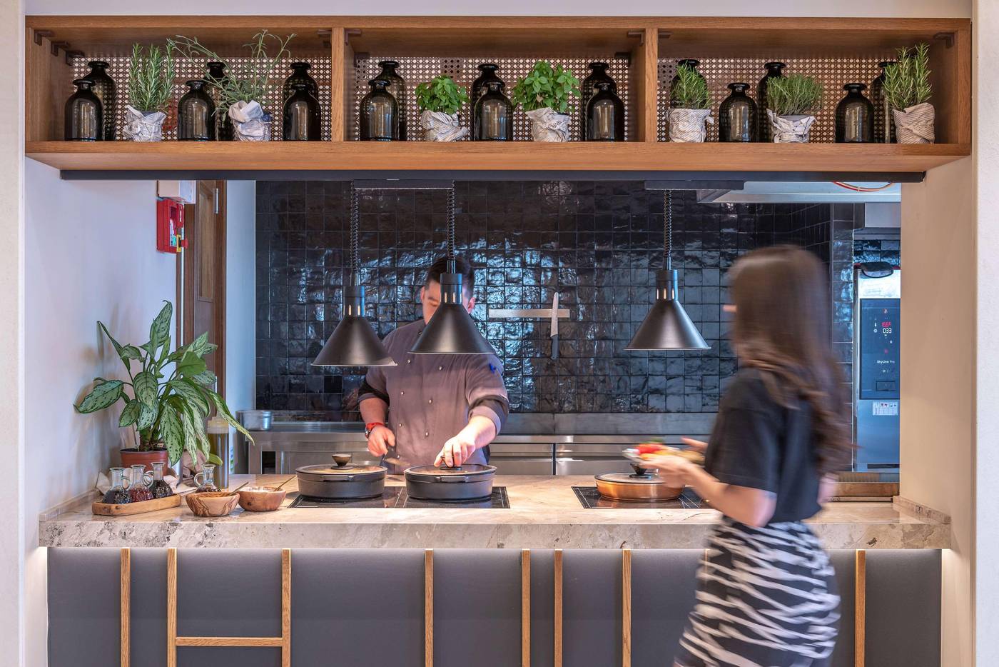 Isla-Brown-Chania--Curio-Collection-by-Hilton-Restaurant-58