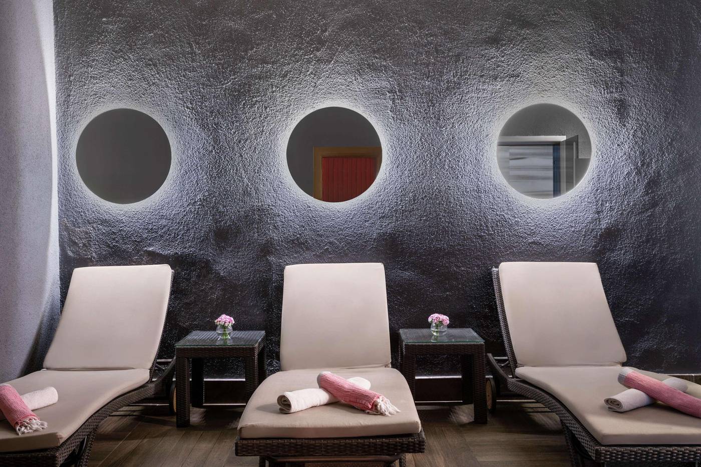 DoubleTree-By-Hilton-Istanbul-Esentepe-Sports-and-Entertainment-46