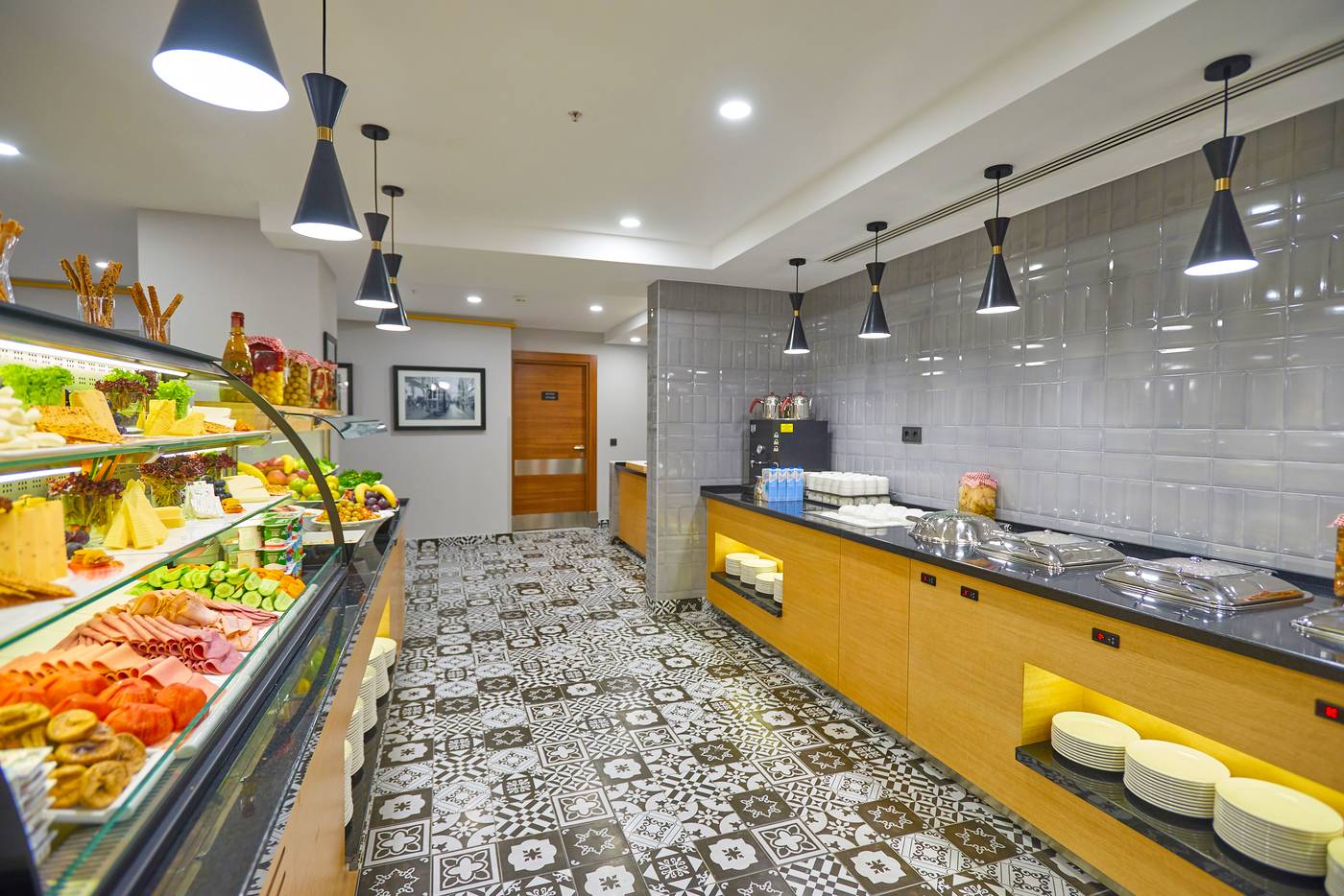 Akka-Hotel-Suites-Restaurant-38