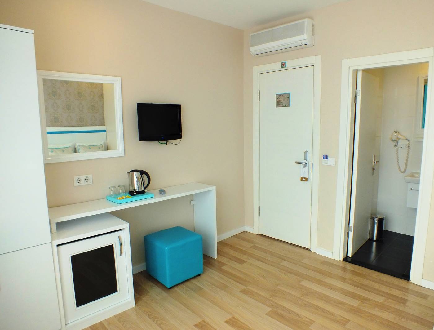 Star-Holiday-Room-13