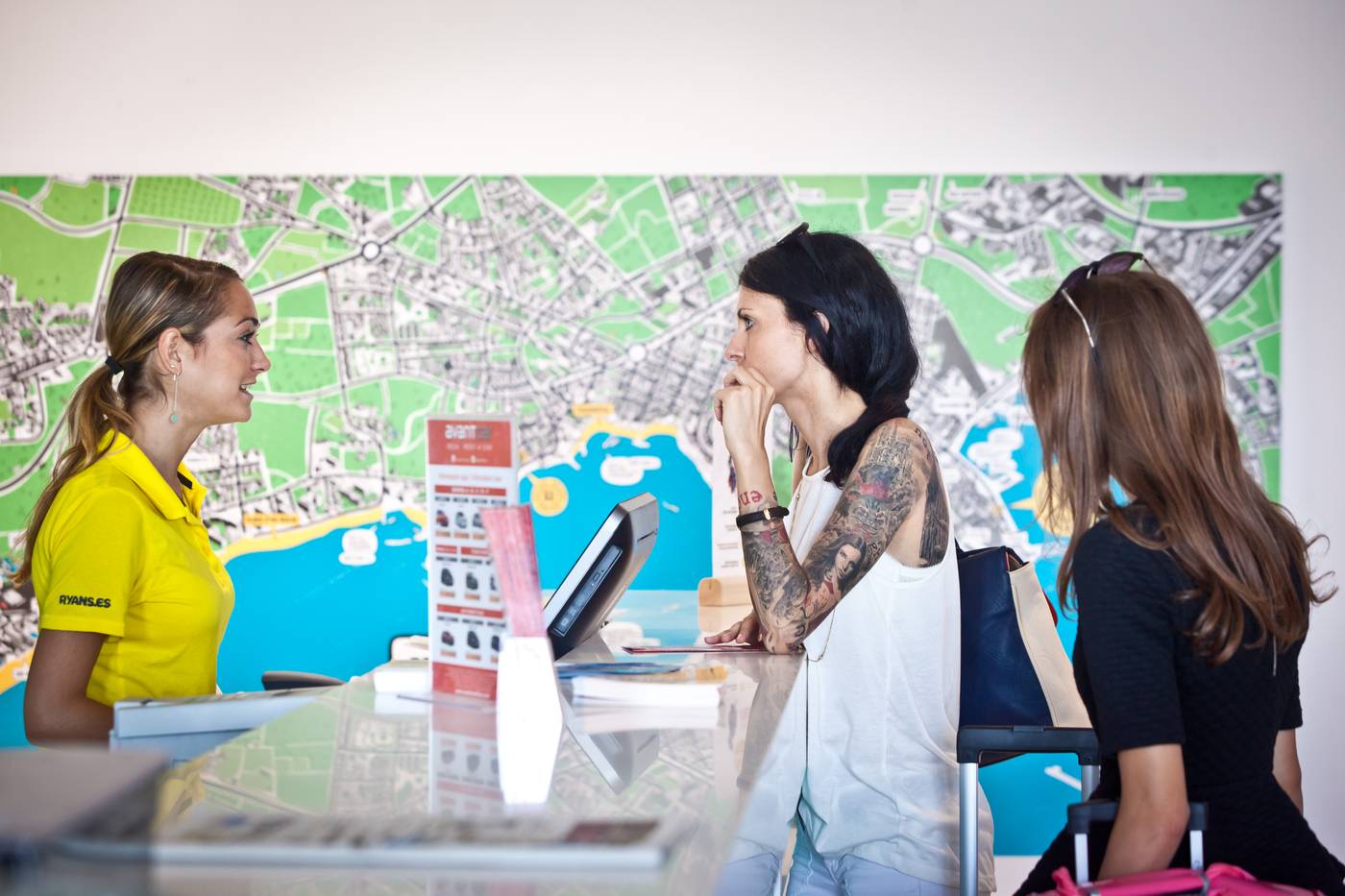 Hotel-Ryans-La-Marina-Lobby-58