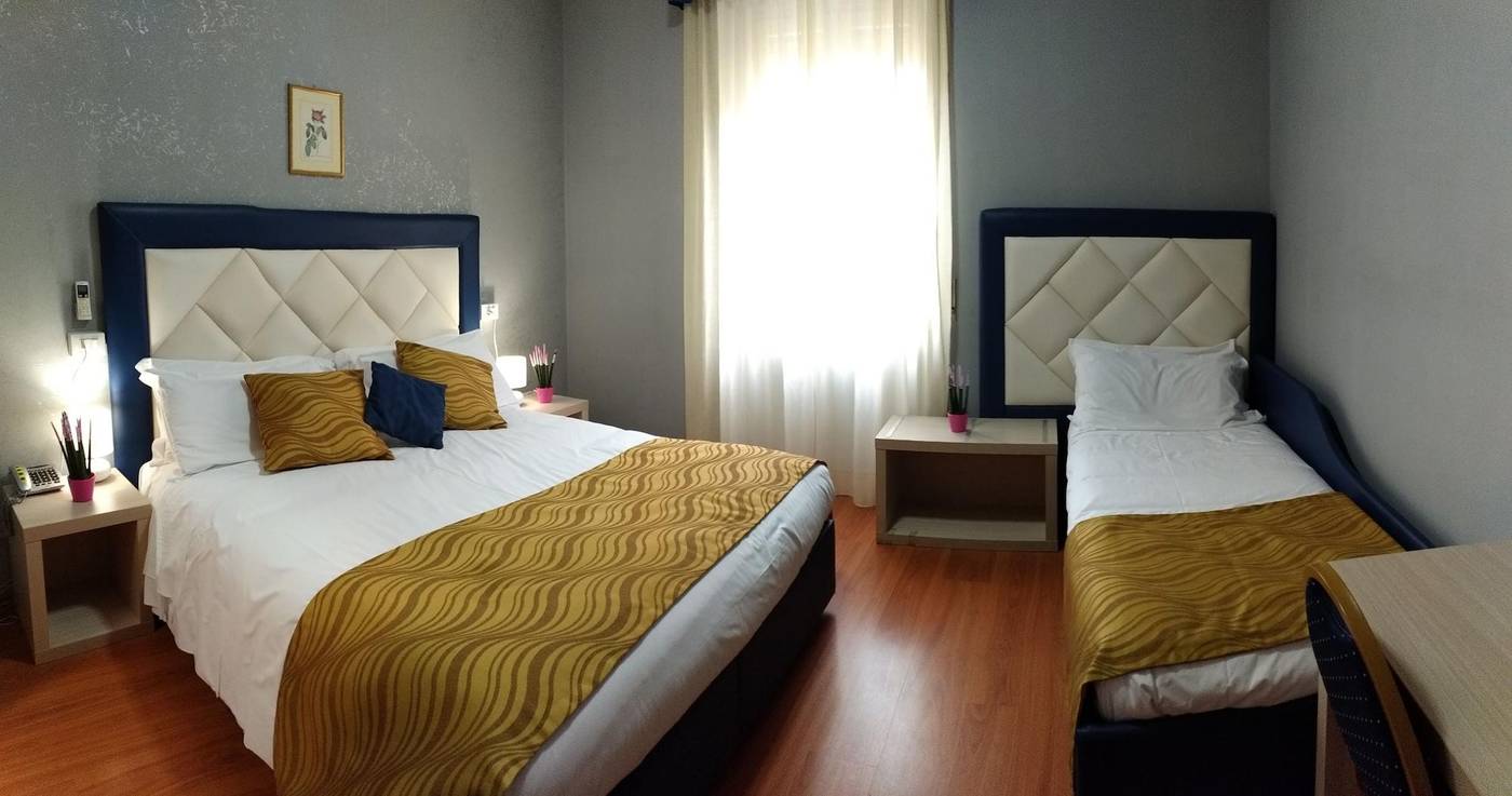 Hotel-Gran-Sasso-Room-8