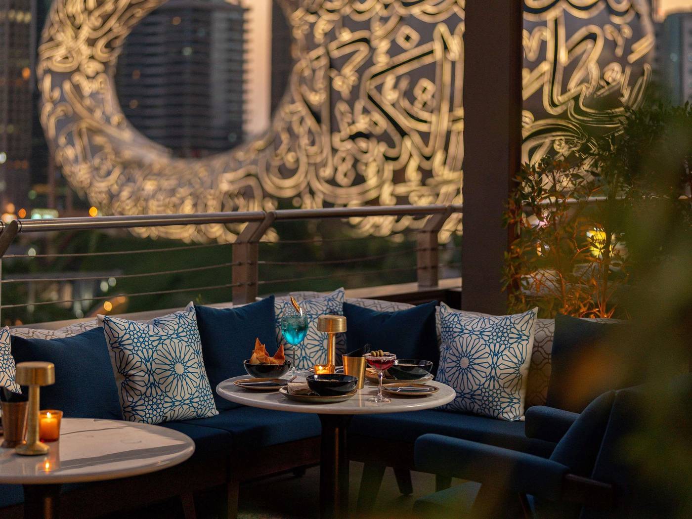 25hours-Hotel-Dubai-One-Central-Bar-8