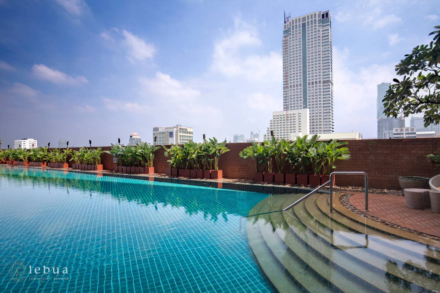Tower-Club-at-Lebua-Pool-86
