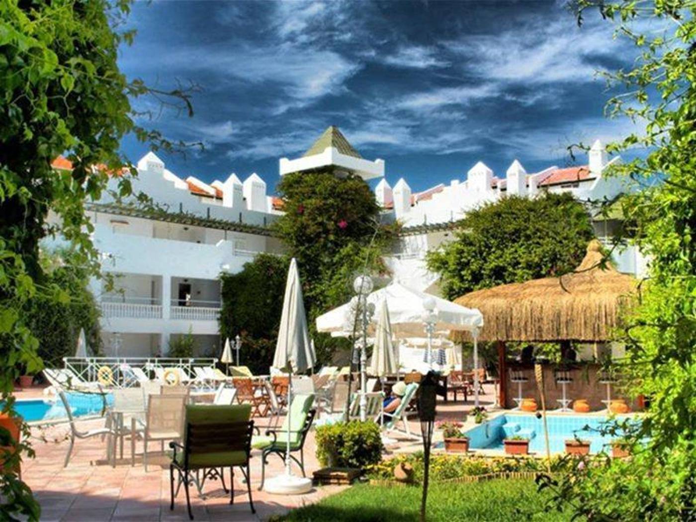 Golden-Gate-General-view-4