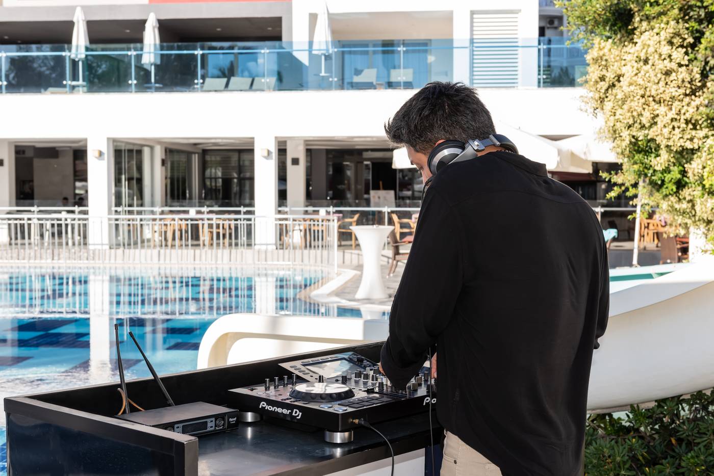 White-City-Beach-Hotel-Sports-and-Entertainment-69