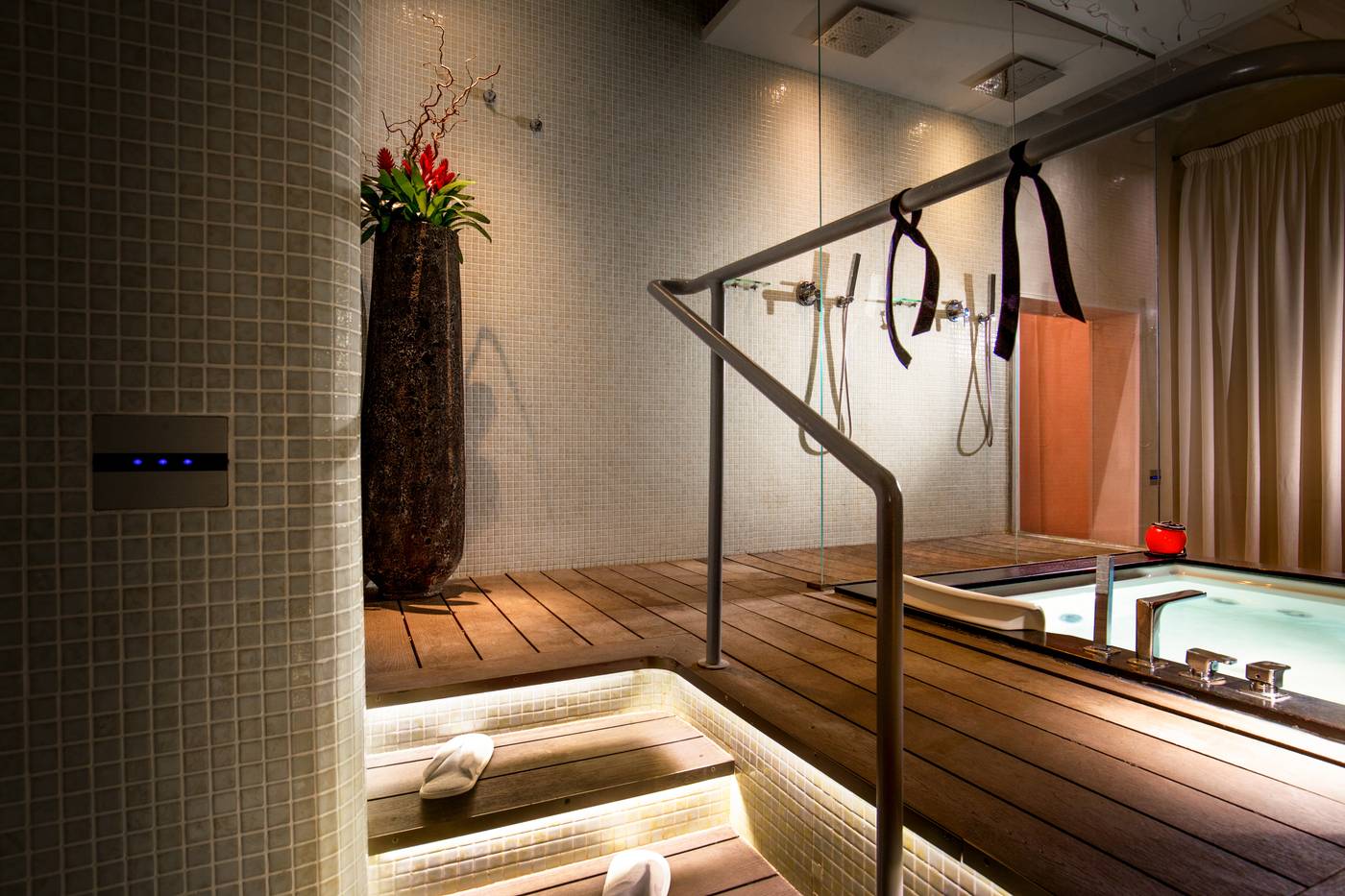 SuiteSistina-For-Brave-Lovers-General-view-34