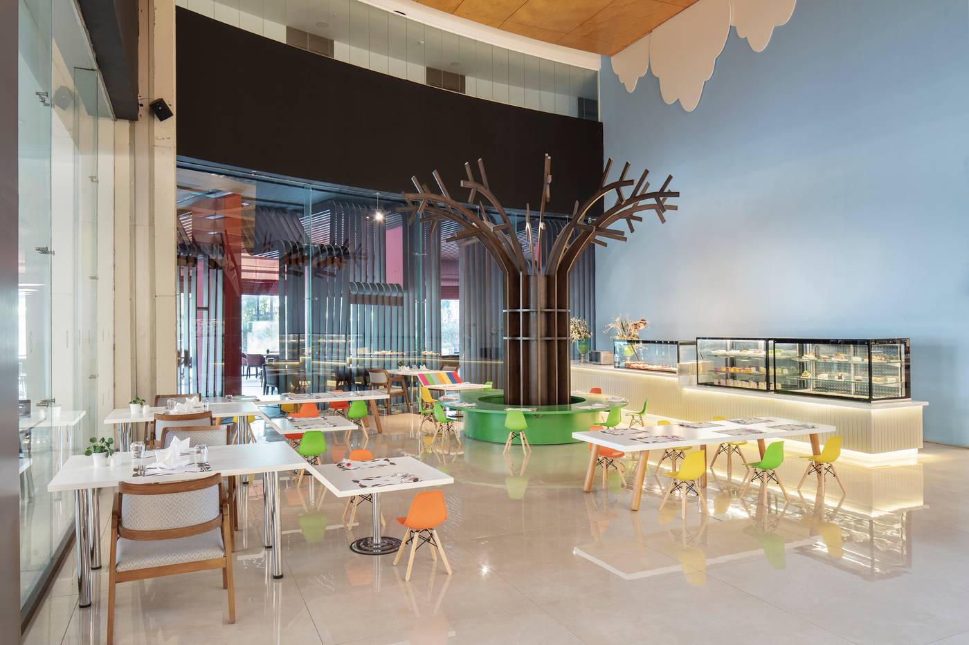 Nirvana-Cosmopolitan-Restaurant-51