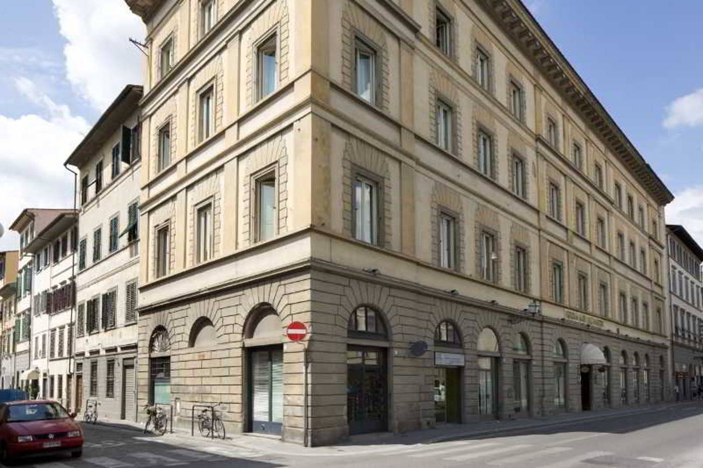 Room-Mate-Luca-General-view-9