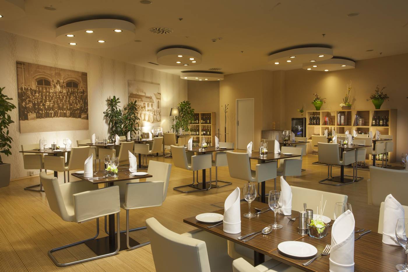 Grandior-Hotel-Prague-Restaurant-46
