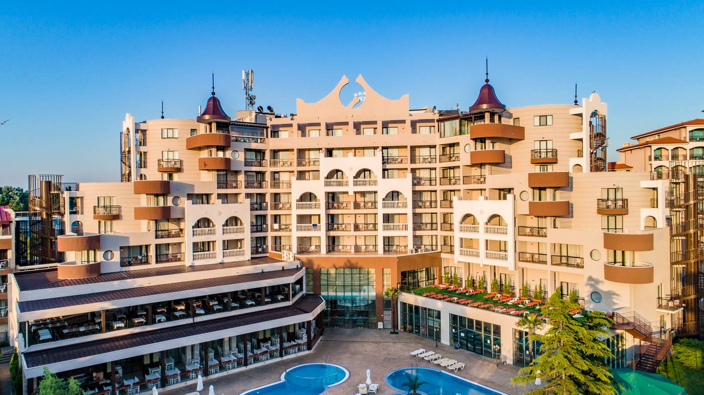 HI-Hotels-Imperial-Resort-General-view-12