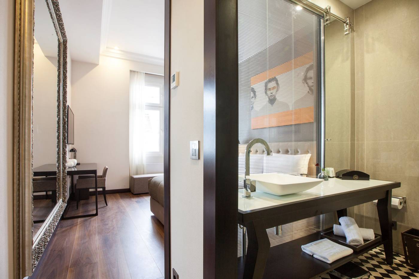 Quentin-XL-Potsdamer-Platz-Room-61