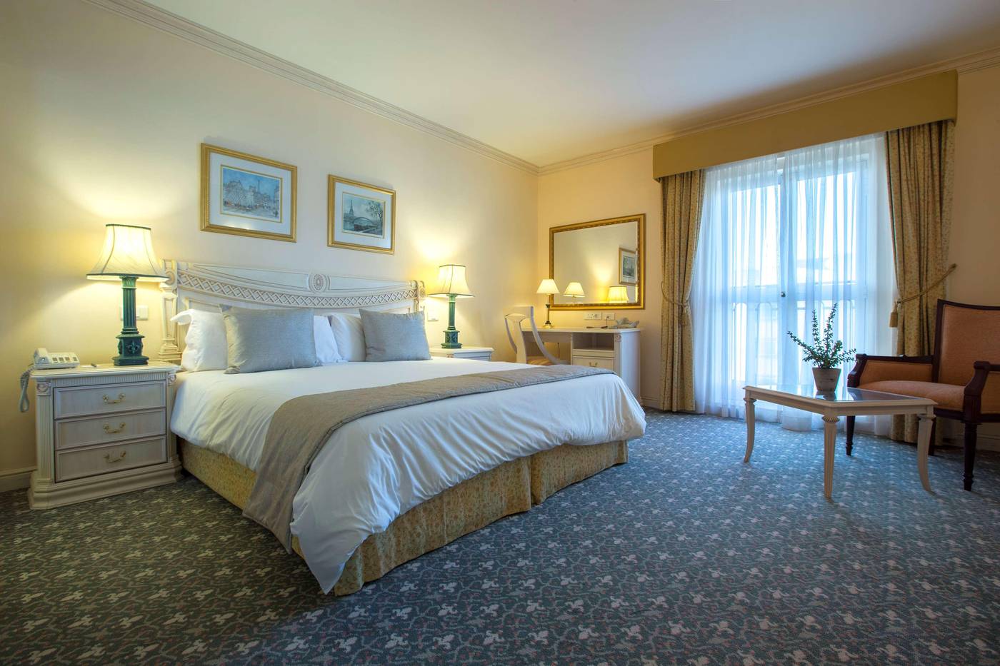 Radisson-Blu-Le-Vendome-Room-23