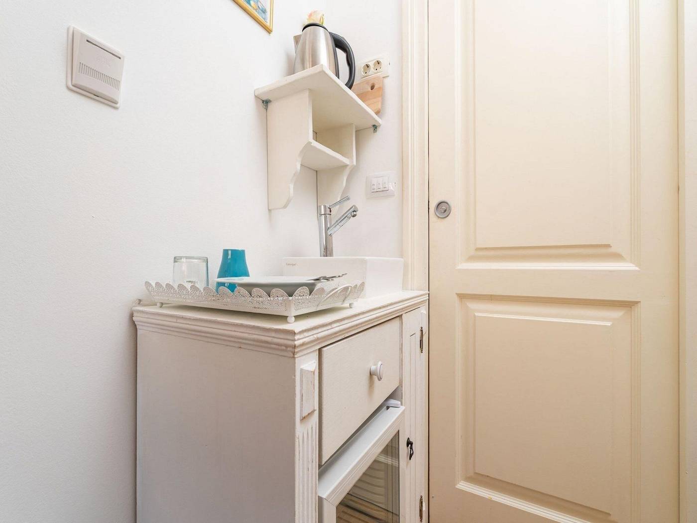 Lumin-Guesthouse-Room-73