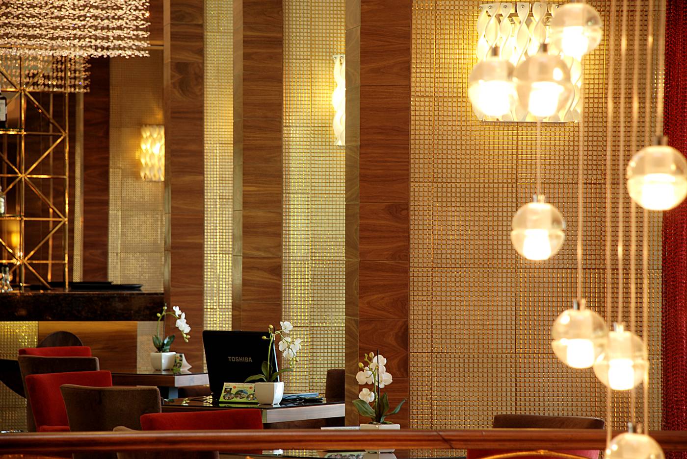 Grand-Okan-Hotel-Lobby-29