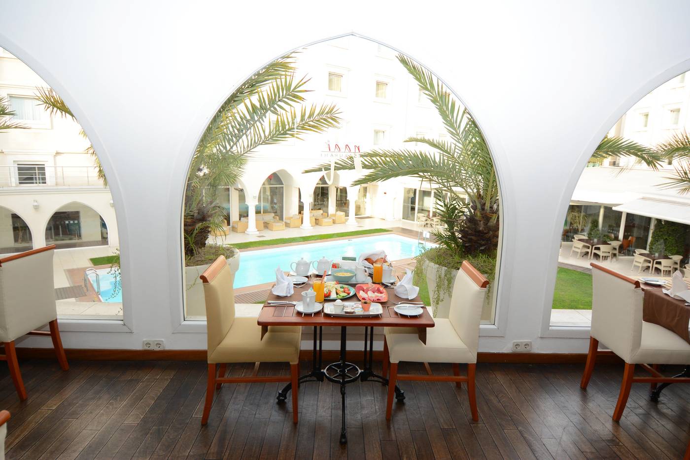 Holiday-Inn--Istanbul-City-General-view-18