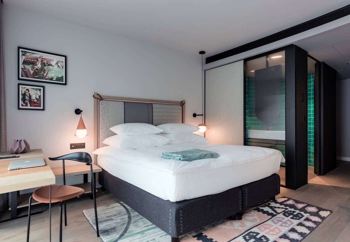 Puro-Krakow-Kazimierz-Room-18