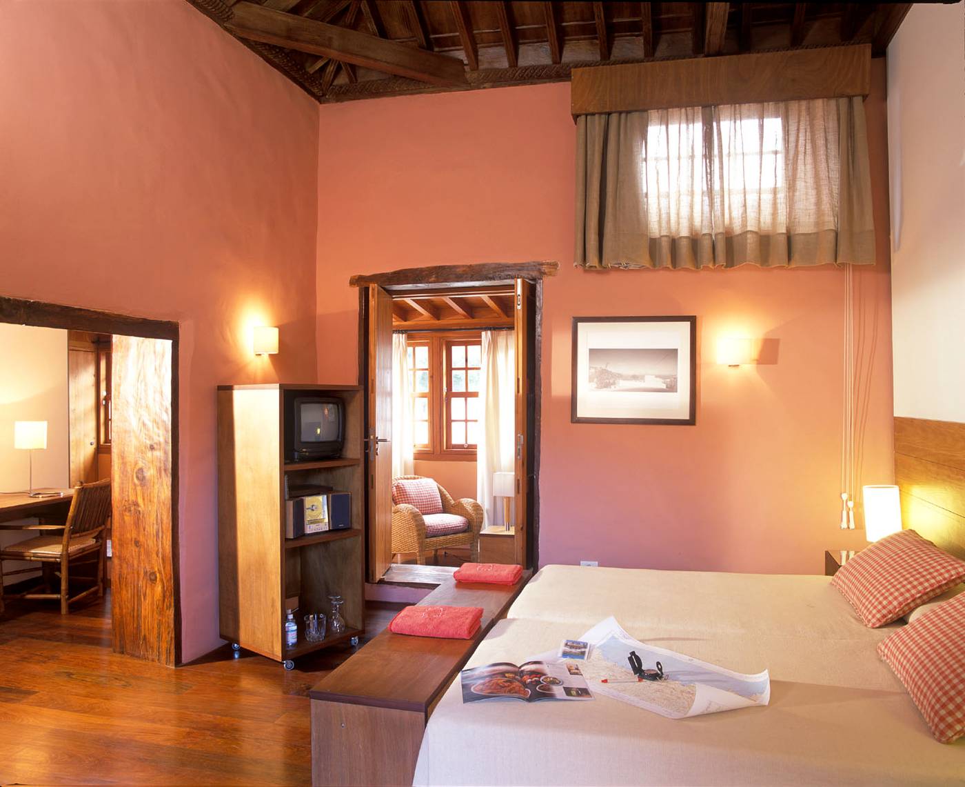 Hotel-LIVVO-La-Quinta-Roja-Room-25