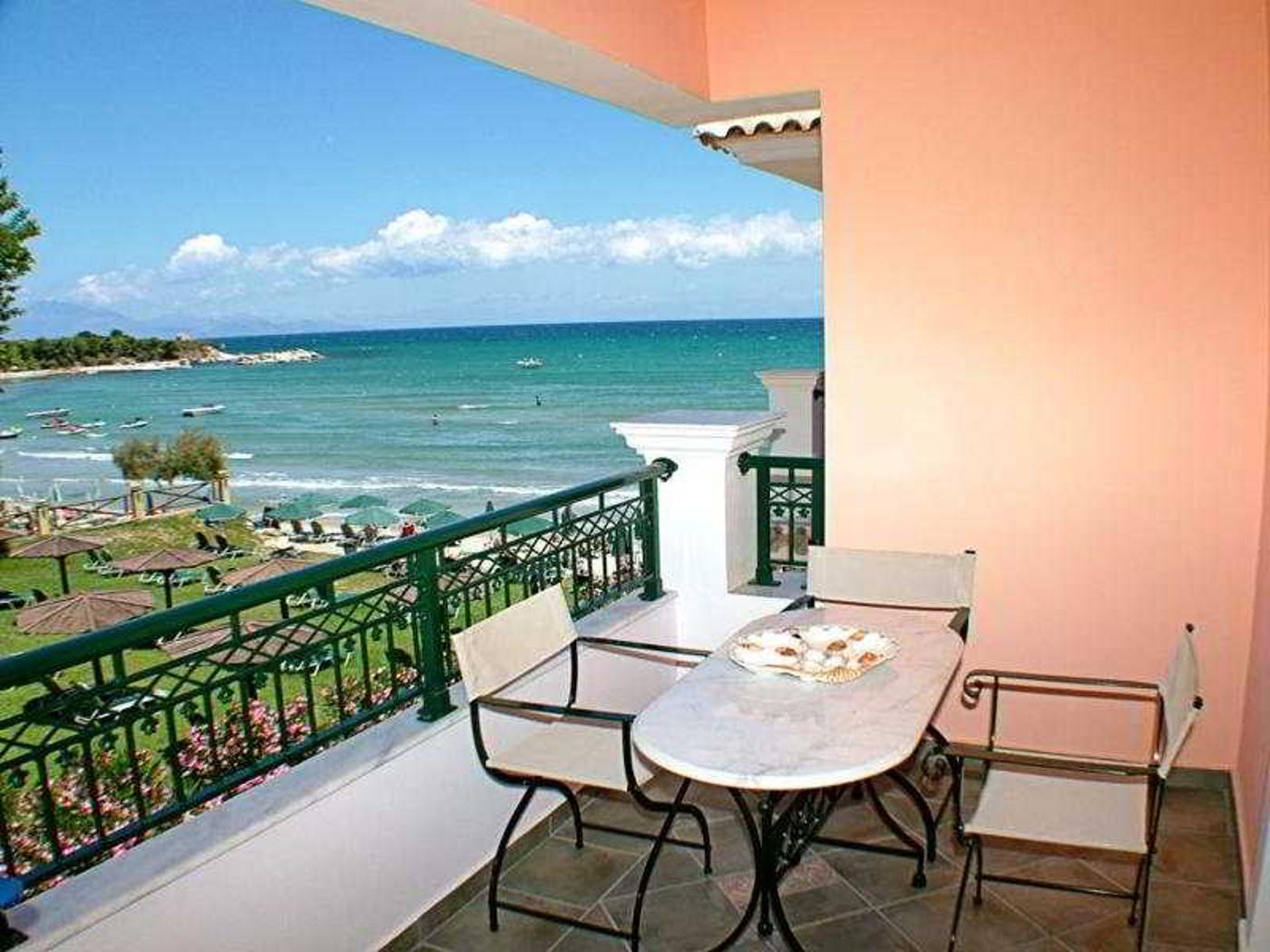 Andreolas-Luxury-Suites-Terrace-58