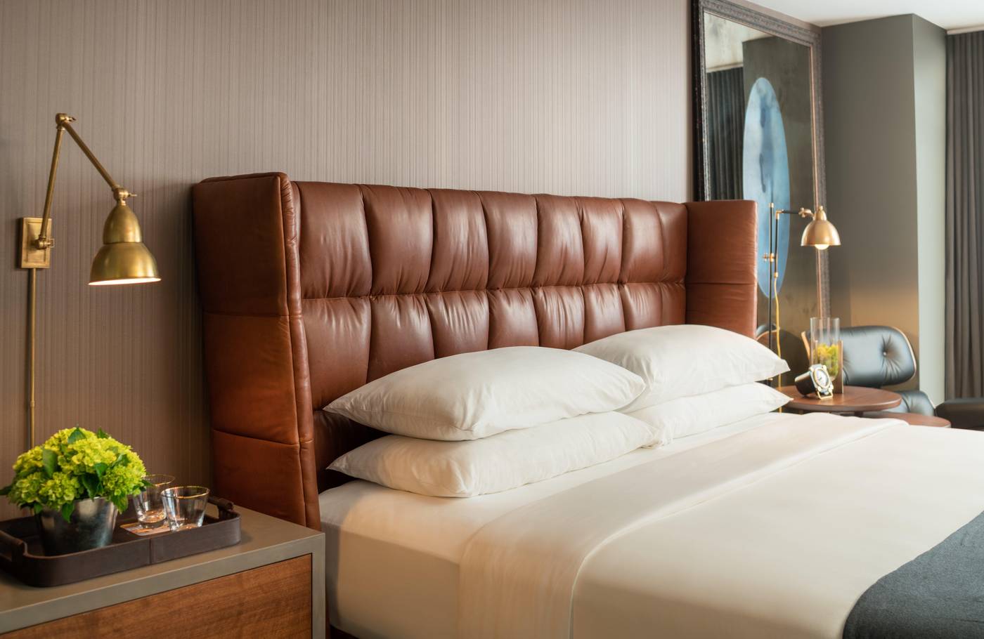 Nine-Zero--A-Kimpton-Hotel-Room-27